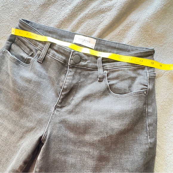 Evereve The Ever Straight High Rise Cuff Ankle Jeans Black Stretch Denim Sz 29 - Picture 6 of 9